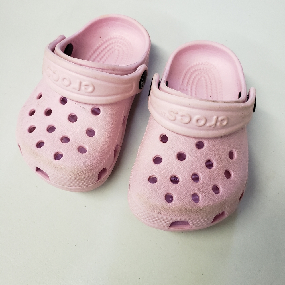 Light pink Crocs